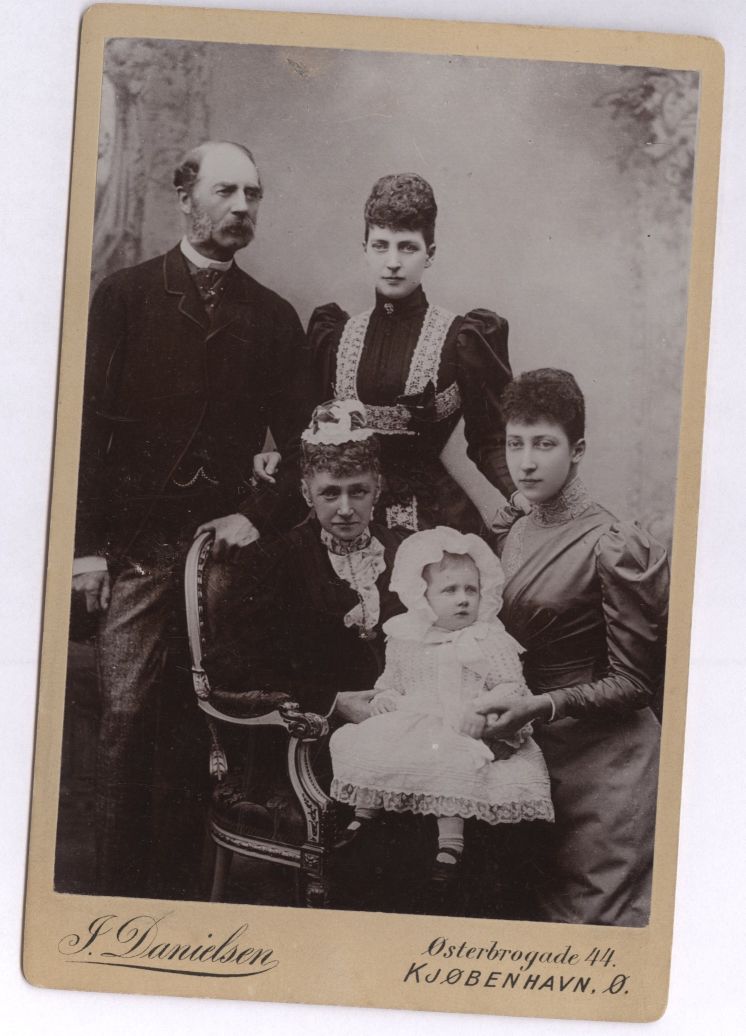 (1818-1906, King of Denmark), his wife LOUISE (1818-1898) with their daughter ALEXANDRA (1844-1925, Queen of Edward VII ), granddaughter LOUISE (1867-1931, Duchess of Fife) and greatgranddaughter ALEXANDRA (1891-1959, Duchess of Fife 2nd in line in her own right)] — Sophie Dupré Autographs