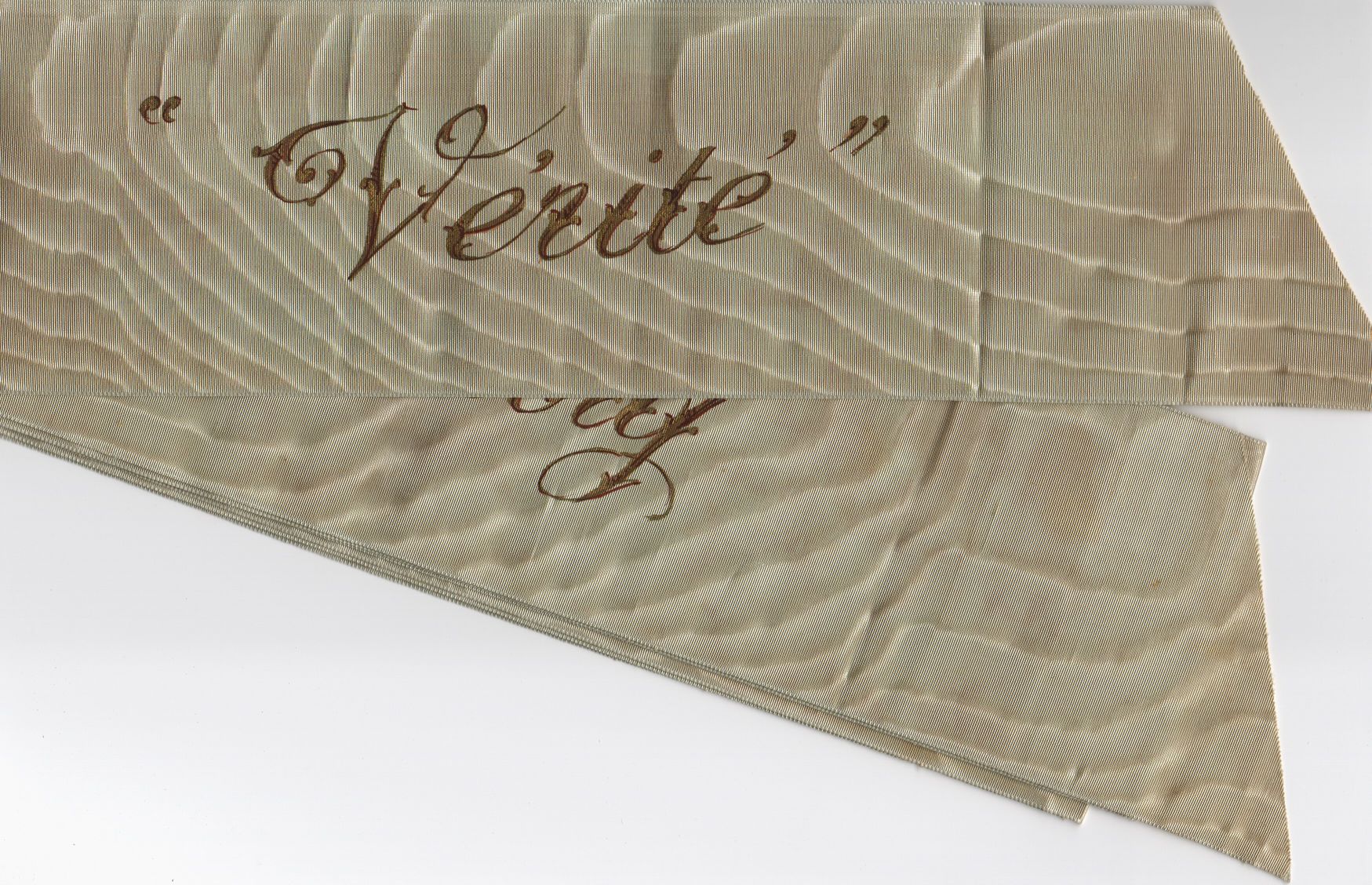 Fine Ribbon in thick pale green watered silk, — Sophie Dupré Autographs