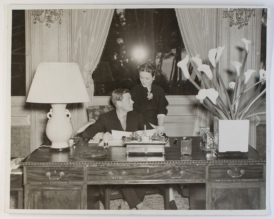 (1894-1972, King of Great Britain, Later the Duke of Windsor) & the Duchess of WINDSOR (Wallis Simpson, 1896-1986, his wife)] — Sophie Dupré Autographs