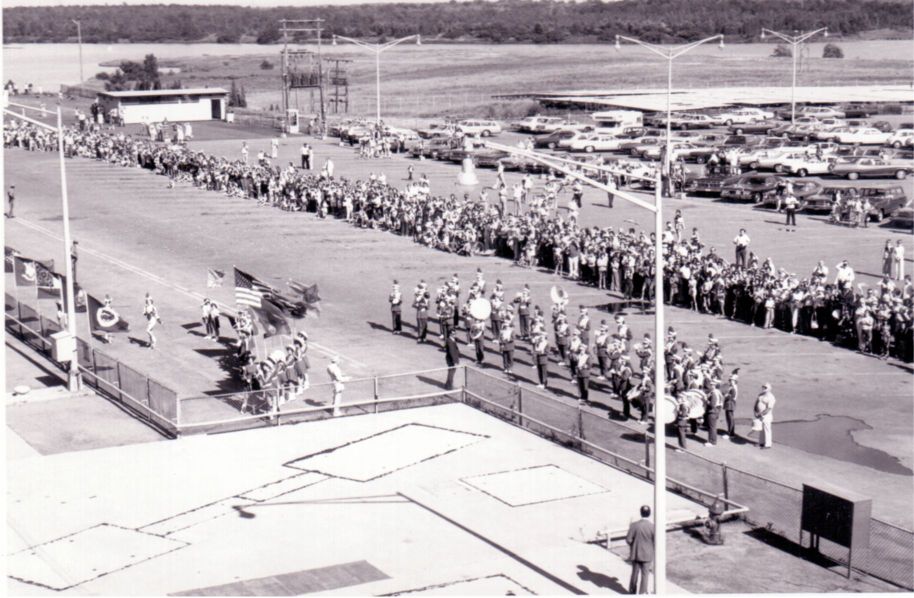 [ELIZABETH II image 3