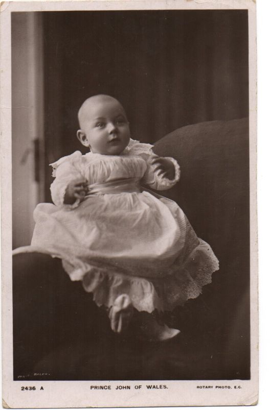 (Prince, 1905-1919, Youngest Son of George V)] — Sophie Dupré Autographs