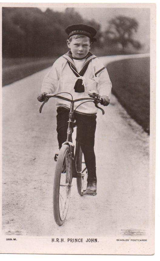 (Prince, 1905-1919, Youngest Son of George V)] — Sophie Dupré Autographs