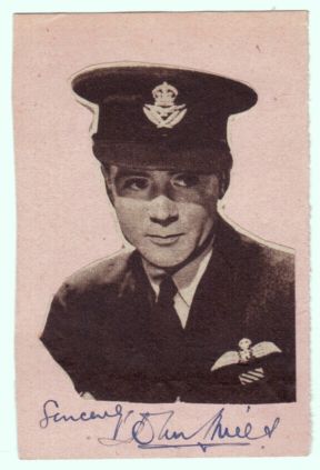 (Sir John, 1908-2005, British Leading Actor) — Sophie Dupré Autographs