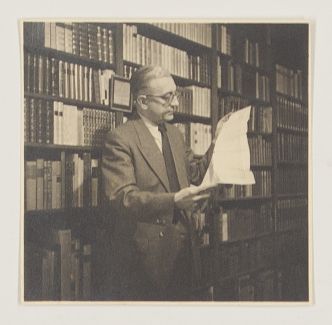 (Douglas, 1897-1978, Editor of The Tablet, 1936-1967)] — Sophie Dupré Autographs