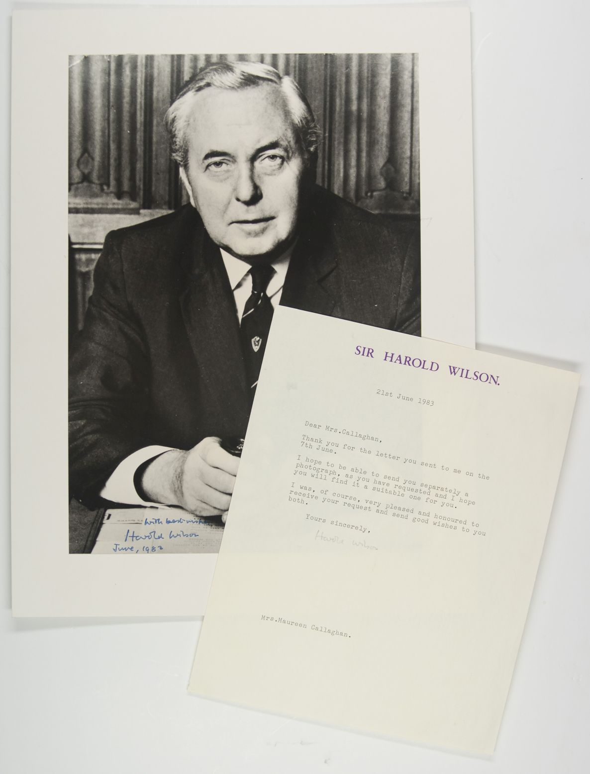 (Sir James Harold, 1916-1995, Labour Prime Minister 1964-1970 and 1974-1976) — Sophie Dupré Autographs